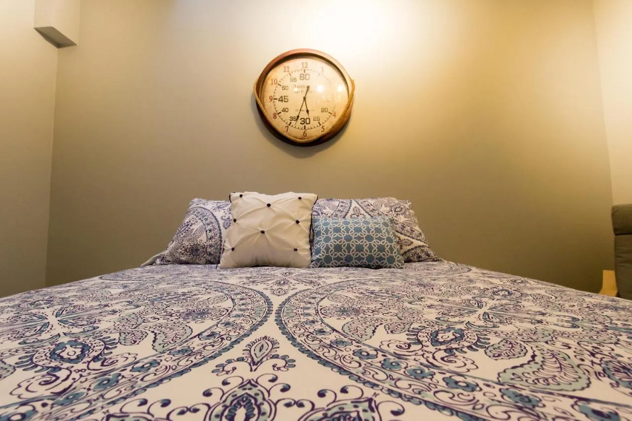 The Only Backpacker'S Inn (Adults Only) Toronto 2*,  Canada