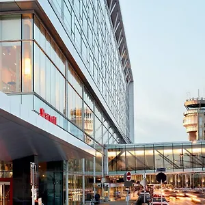 Marriott Montreal Airport In-terminal Dorval