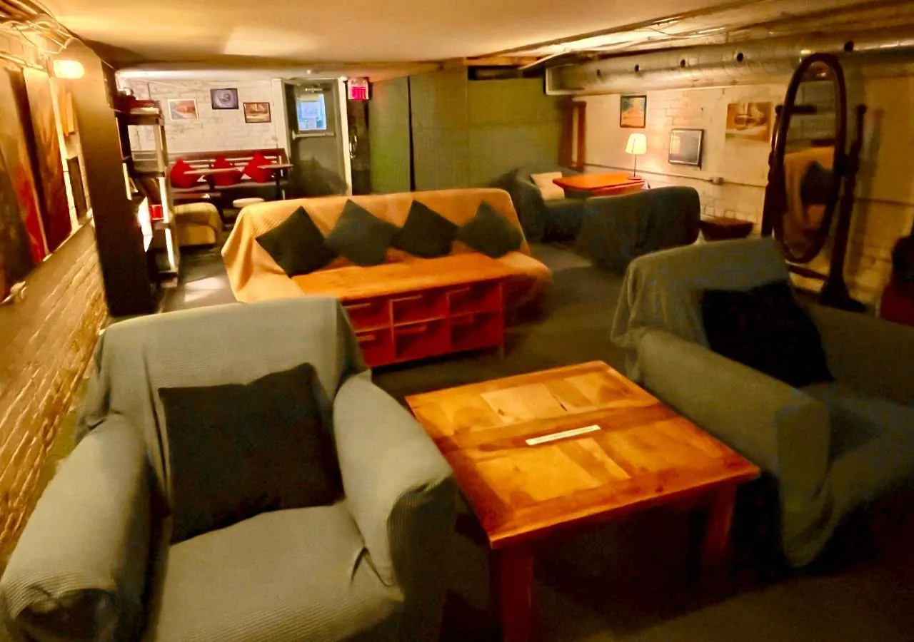 Gasthuis The Only Backpacker'S Inn (Adults Only) Toronto