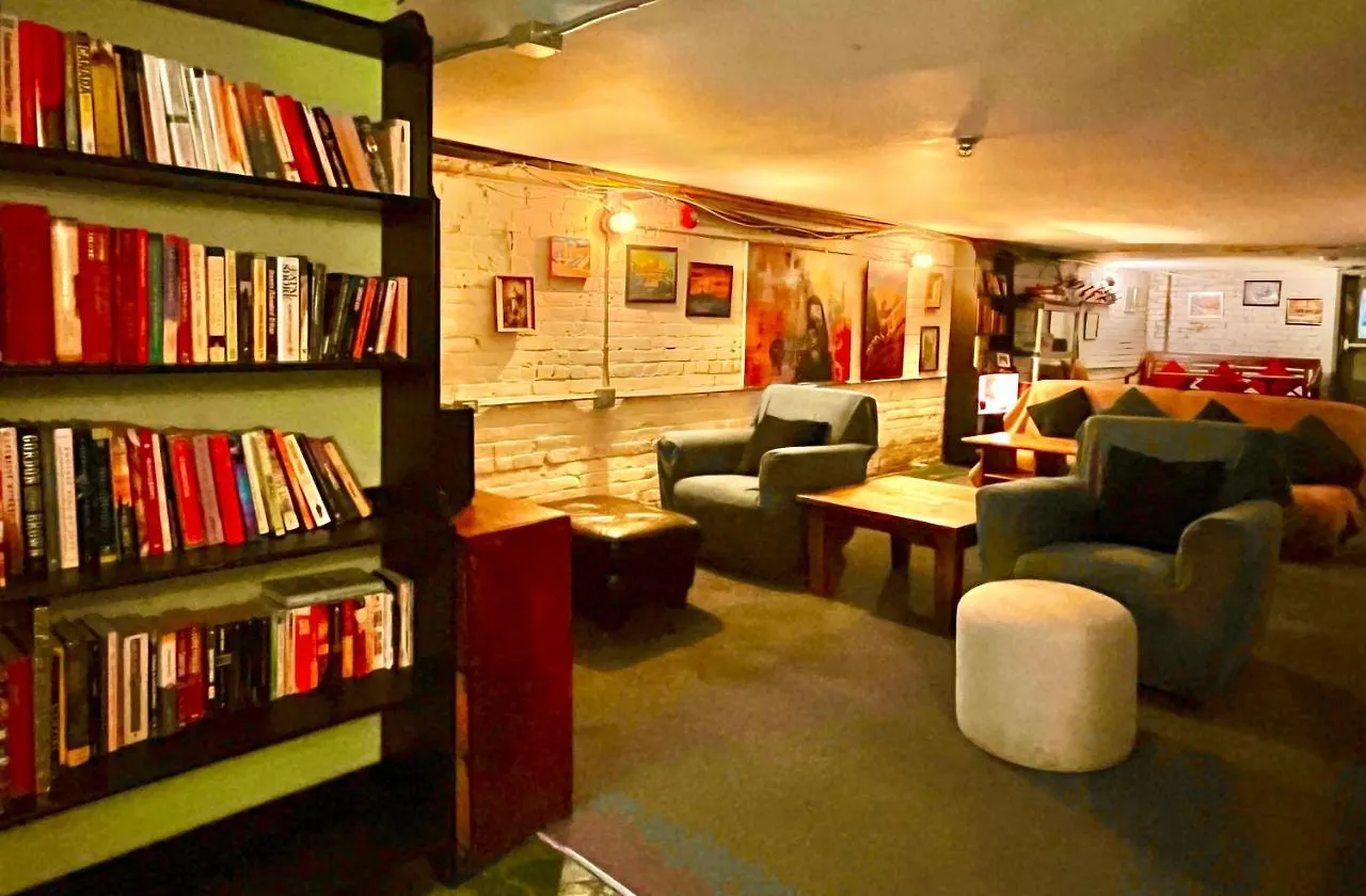 The Only Backpacker'S Inn (Adults Only) Toronto Gasthuis