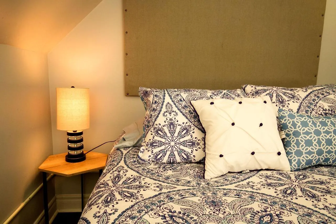 The Only Backpacker'S Inn (Adults Only) Toronto Gasthuis